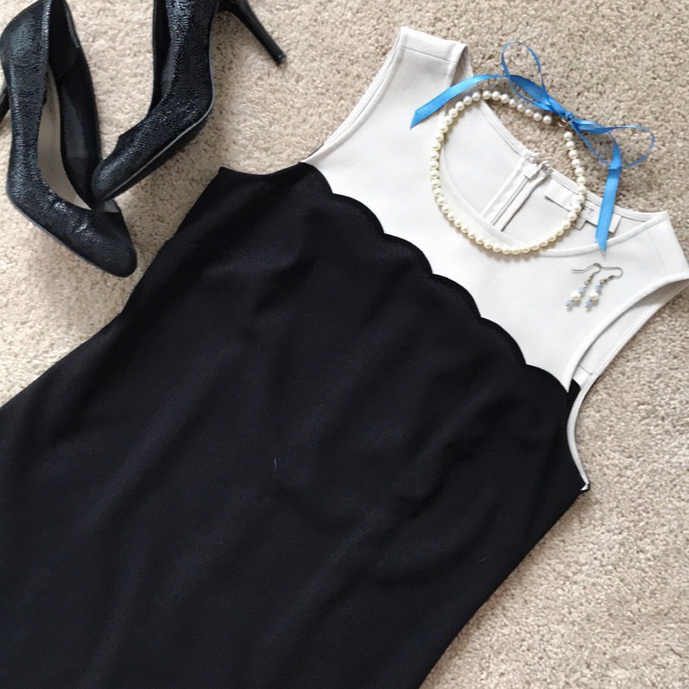 LOFT Scallop Hem Shift